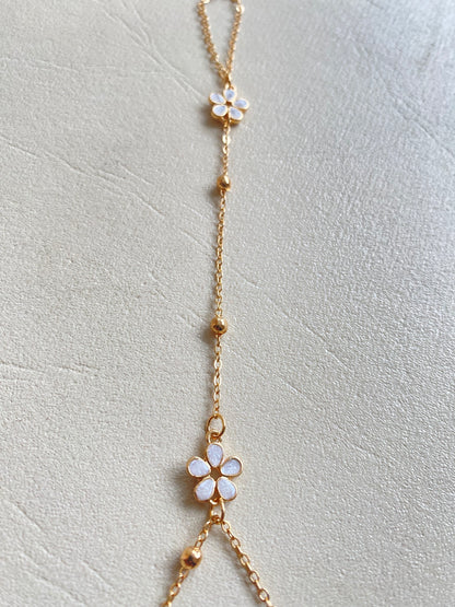 Naaz – ناز - Finger Chain